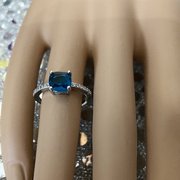 Woman's topaz 925 silver filled(925 stamped)TOPAZ - Picture 3 of 4